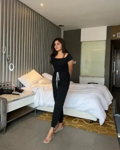 Call Girls Naxalbari Cash On Delivery